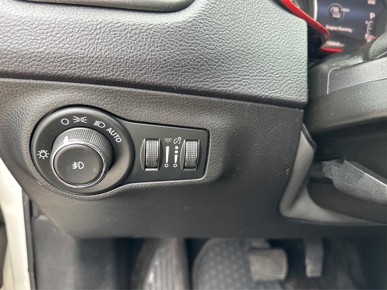 2017 Jeep Compass Trailhawk Photo