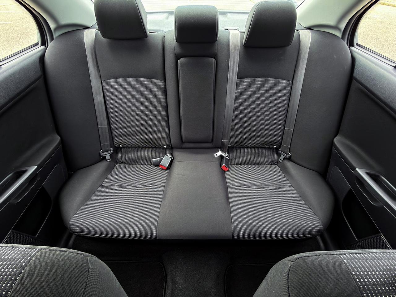 2009 Mitsubishi Lancer ES Sport Photo