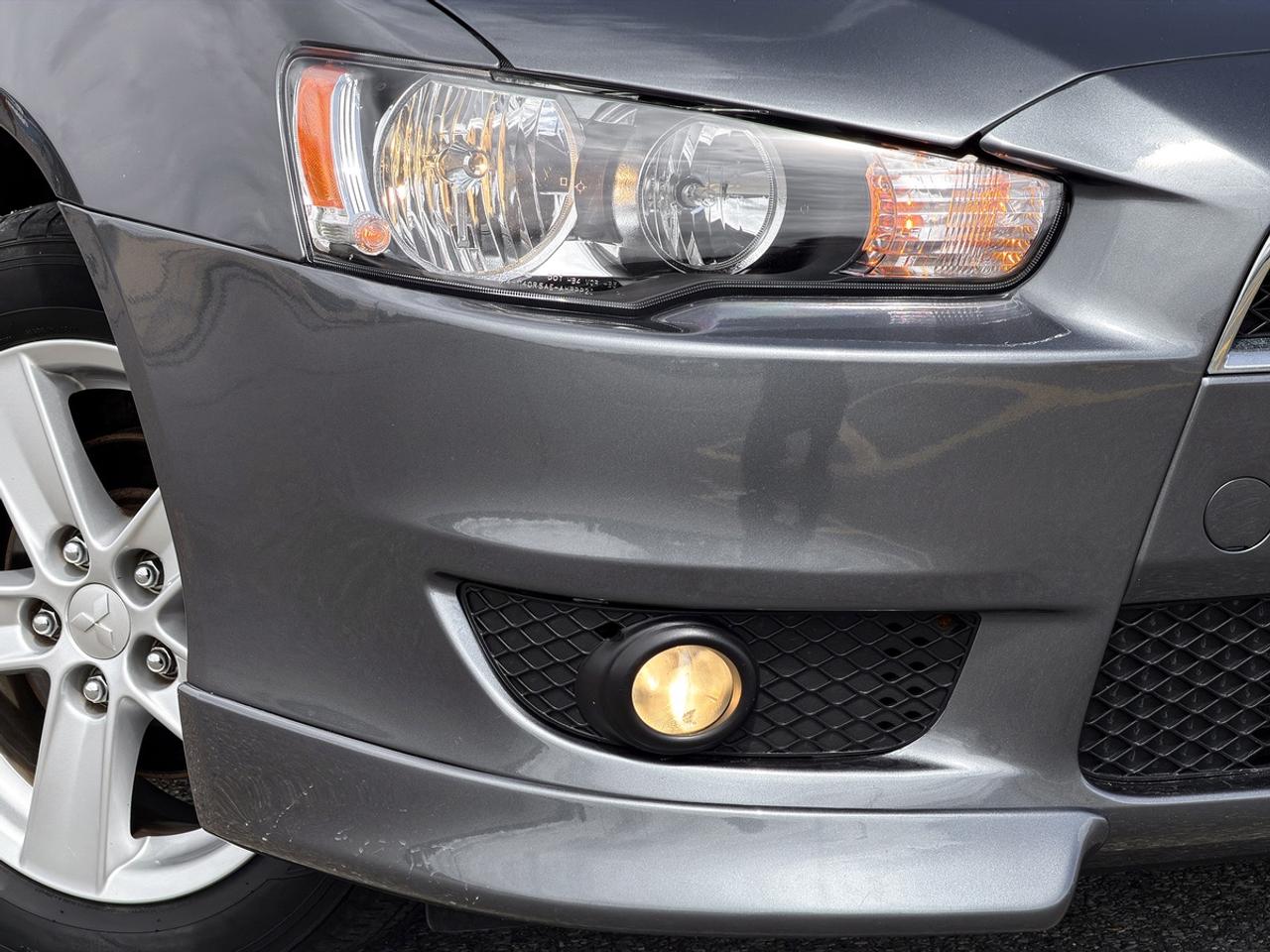 2009 Mitsubishi Lancer ES Sport Photo