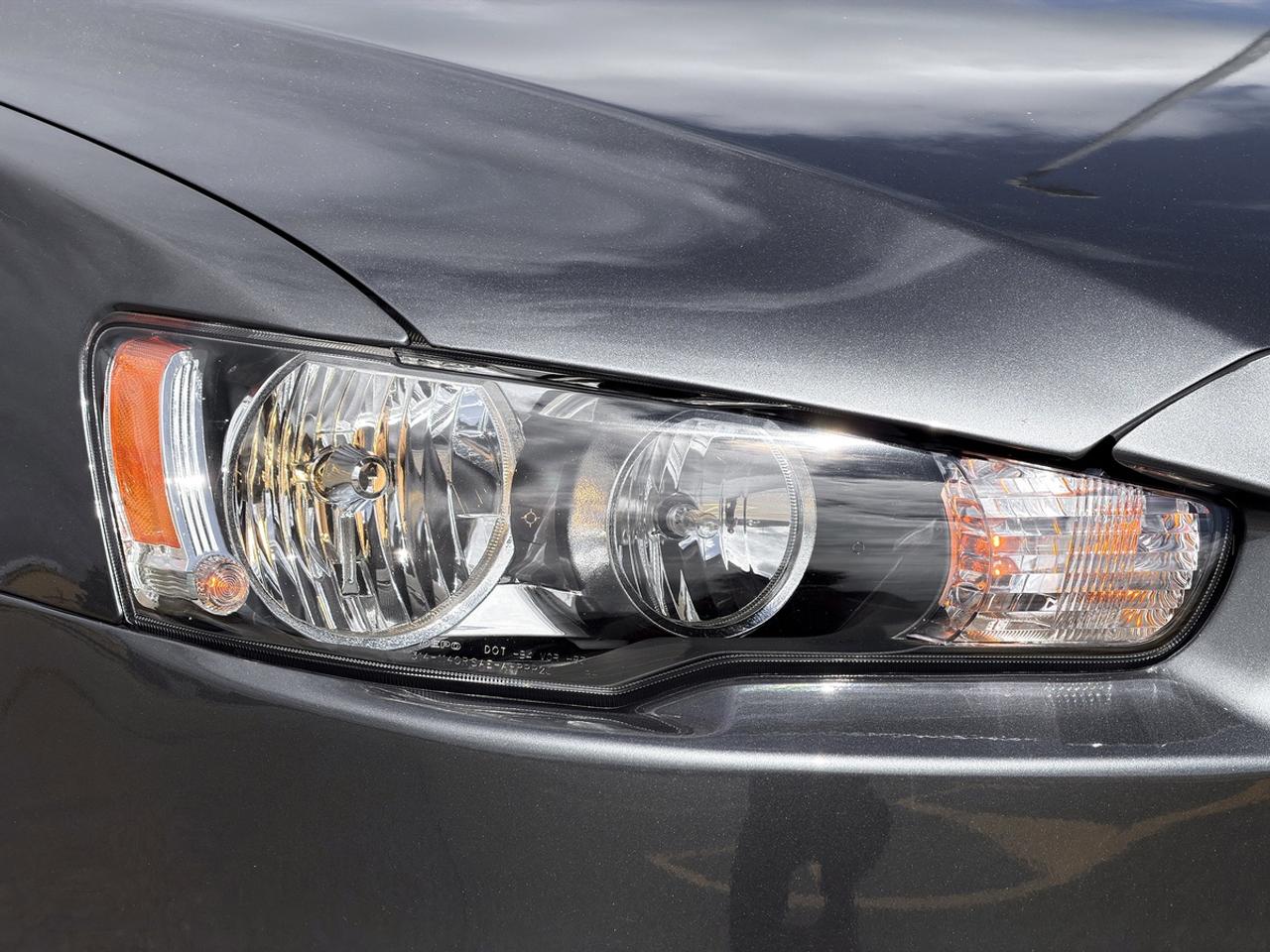 2009 Mitsubishi Lancer ES Sport Photo