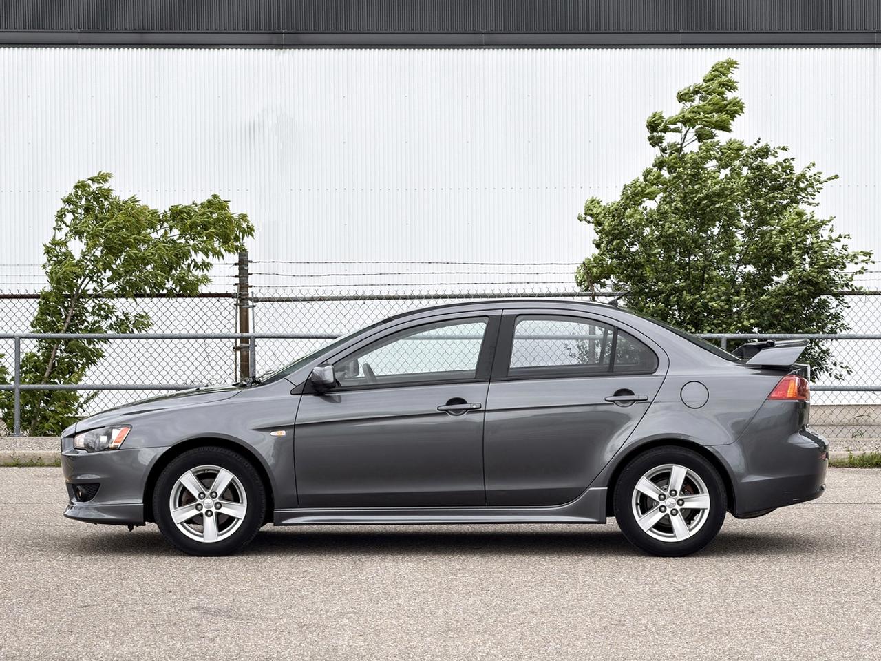 2009 Mitsubishi Lancer ES Sport Photo