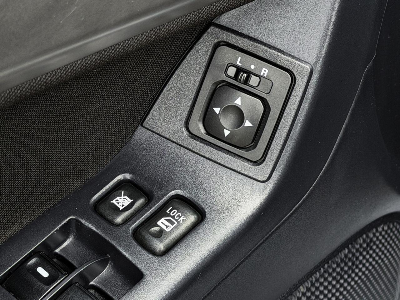 2009 Mitsubishi Lancer ES Sport Photo
