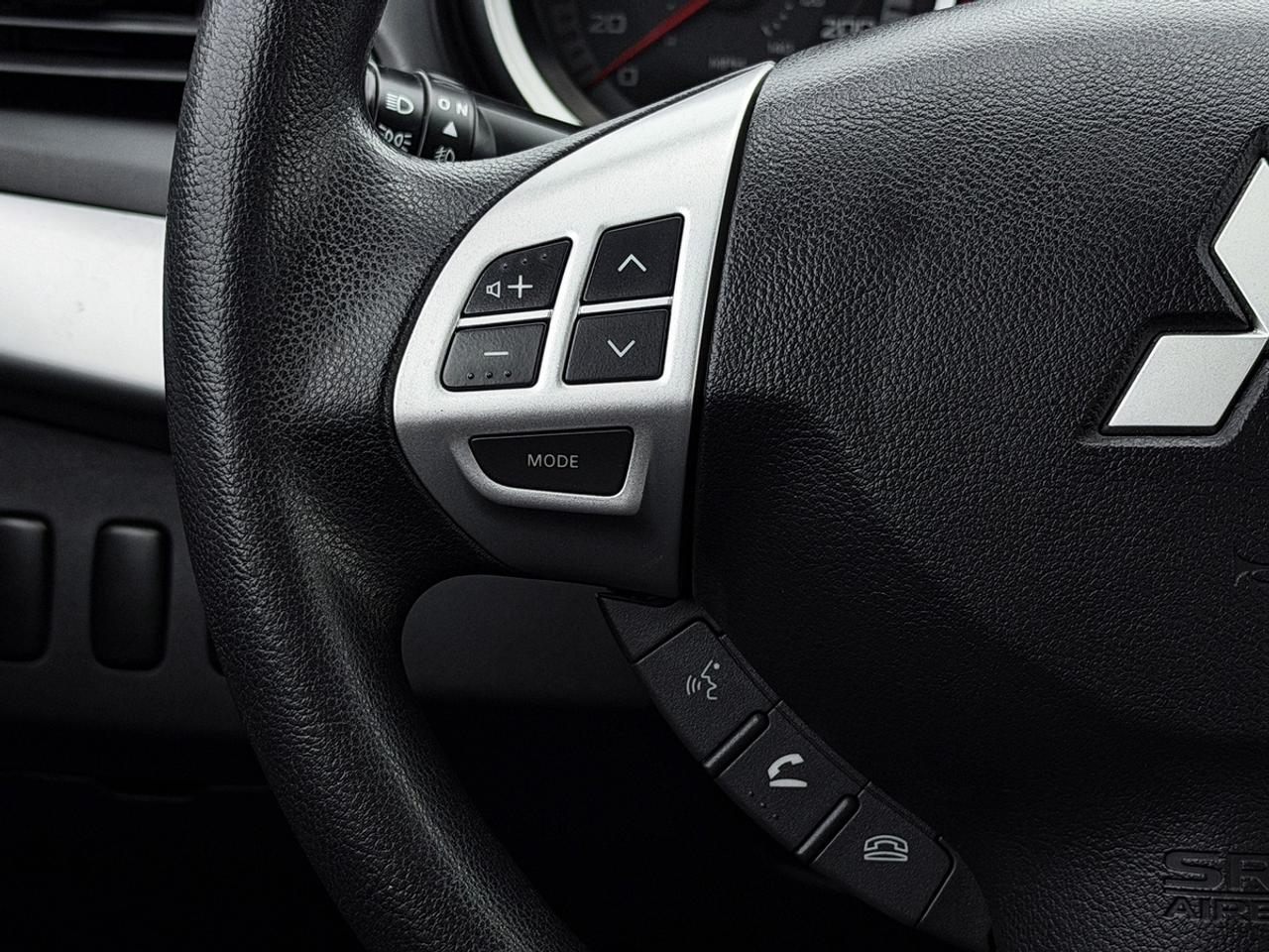2009 Mitsubishi Lancer ES Sport Photo