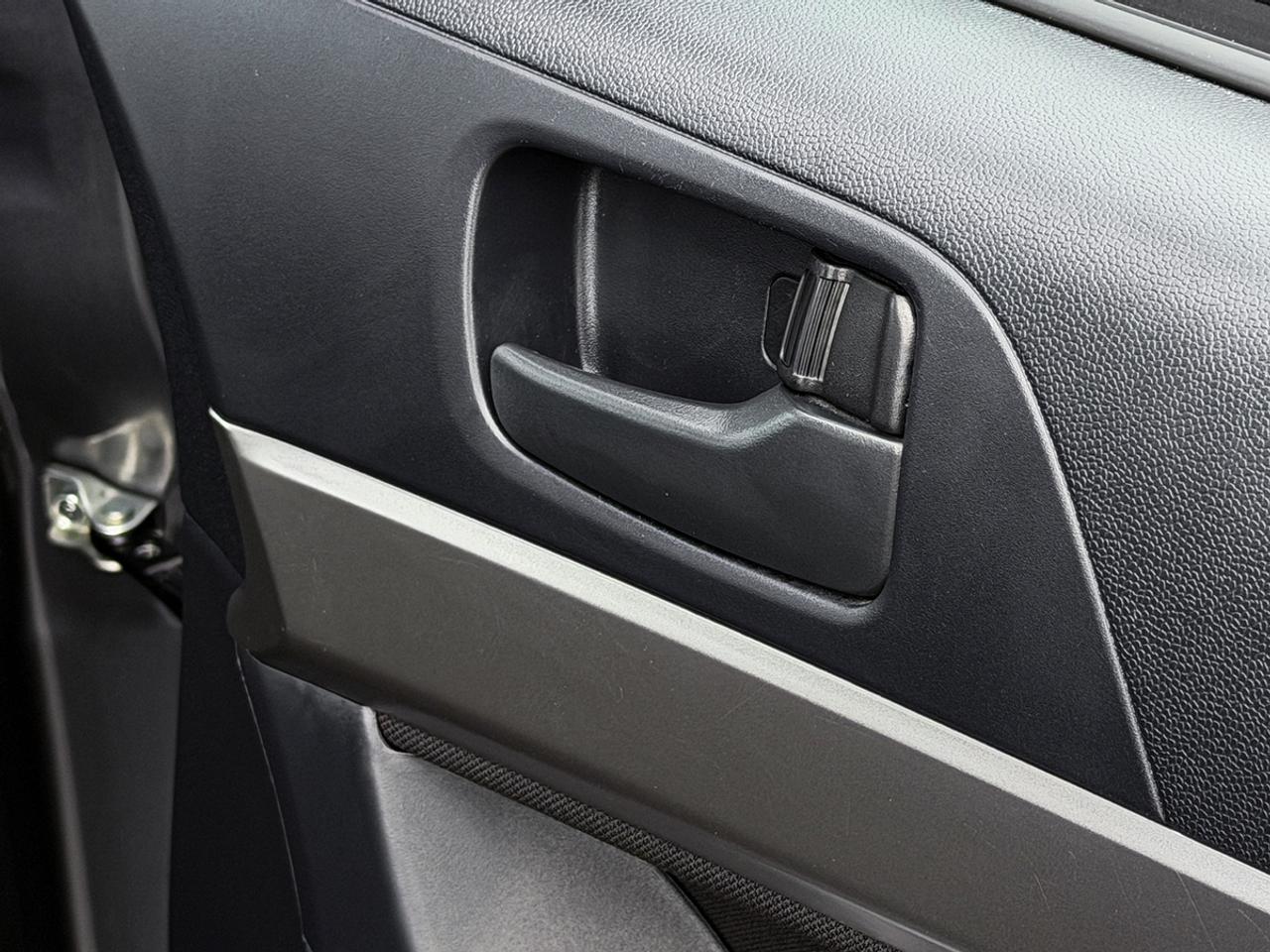2009 Mitsubishi Lancer ES Sport Photo