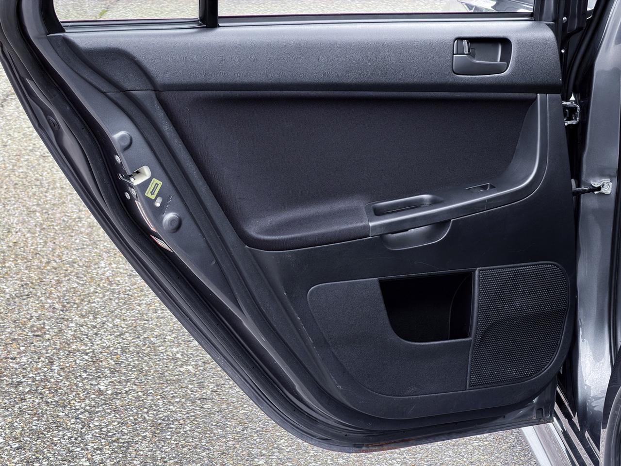 2009 Mitsubishi Lancer ES Sport Photo