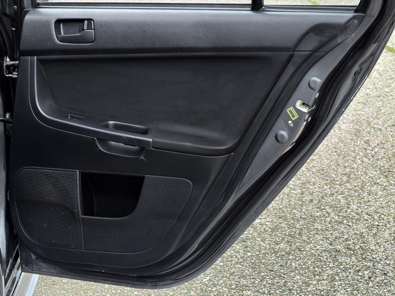 2009 Mitsubishi Lancer ES Sport Photo