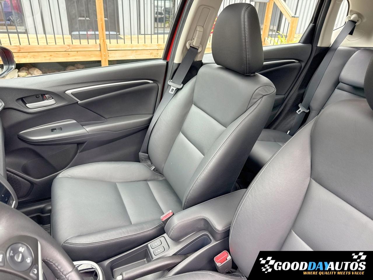 2018 Honda Fit EX-L NAVI ONLY 18,000 KMS ONE OWNER | REMOTE START Photo