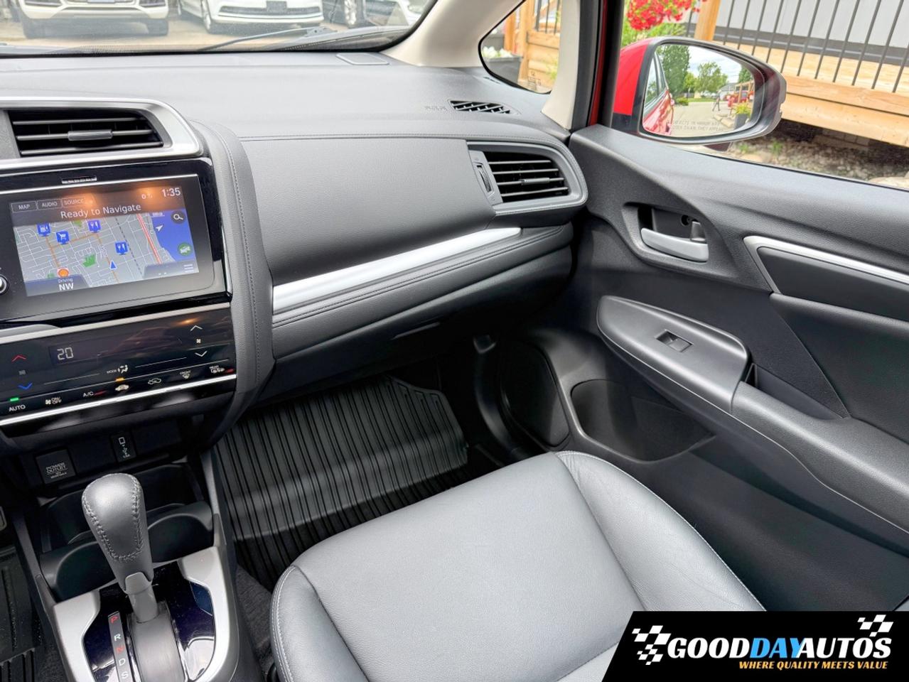 2018 Honda Fit EX-L NAVI ONLY 18,000 KMS ONE OWNER | REMOTE START Photo