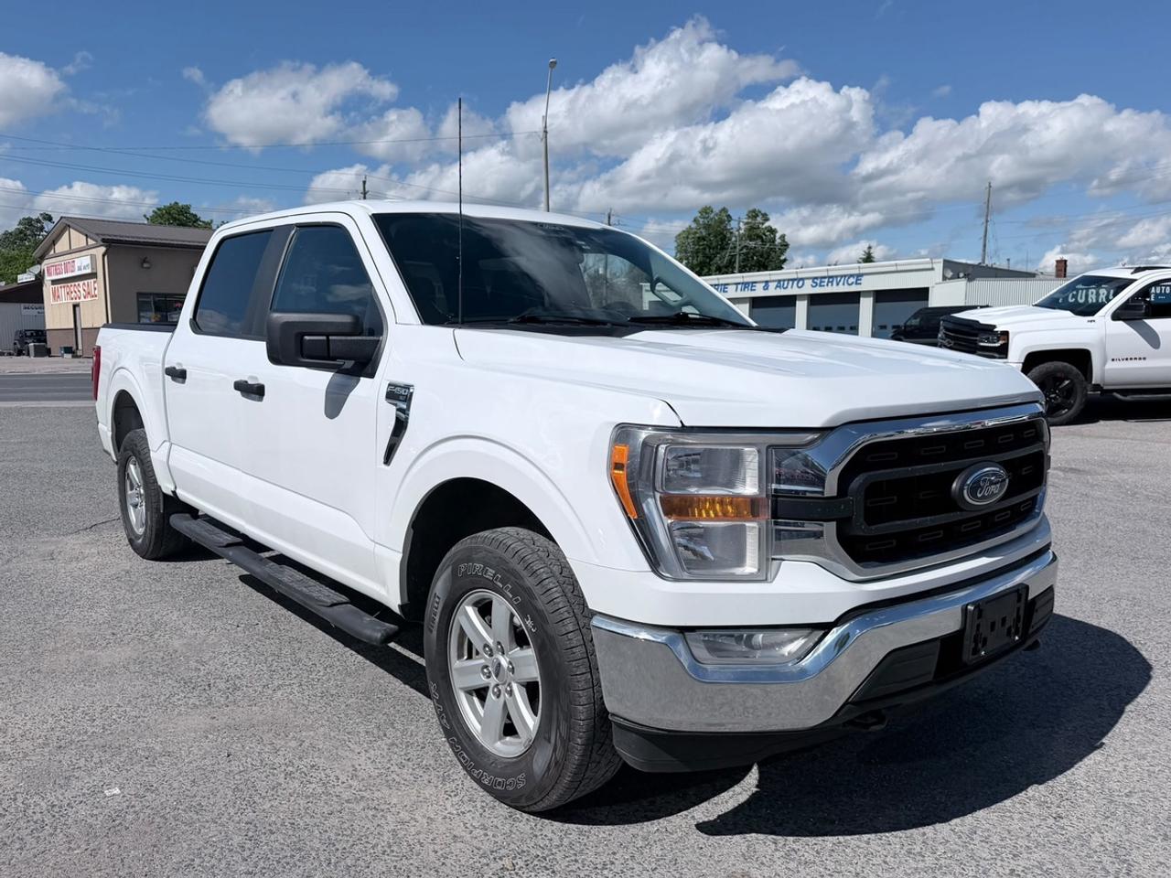 2022 Ford F-150 XLT Photo