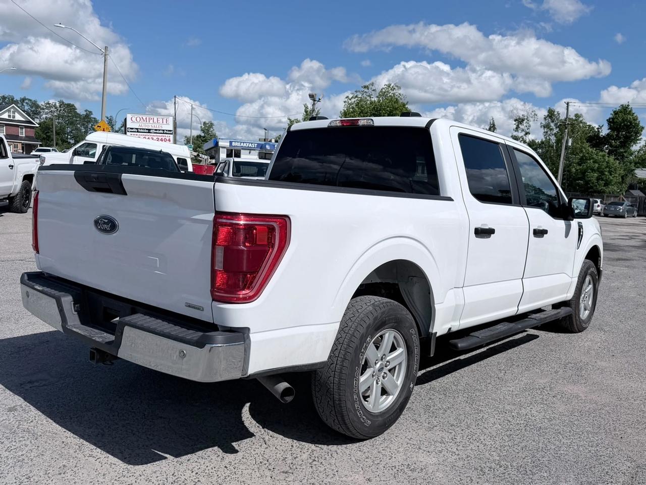 2022 Ford F-150 XLT Photo