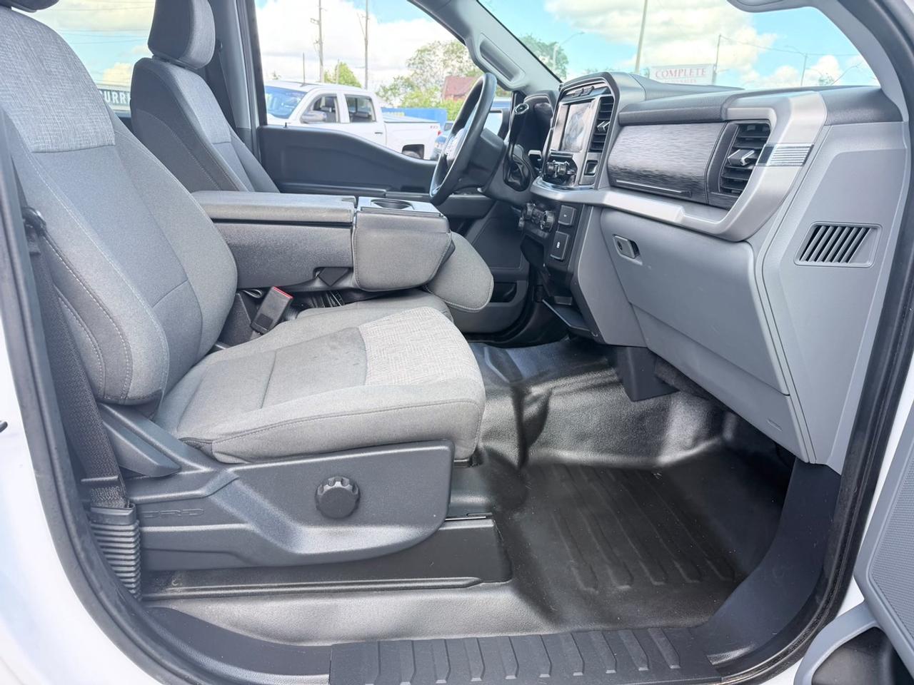 2022 Ford F-150 XLT Photo