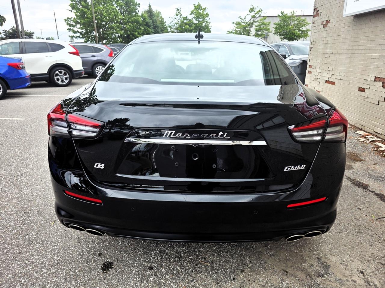 2022 Maserati Ghibli Modena Q4 Photo