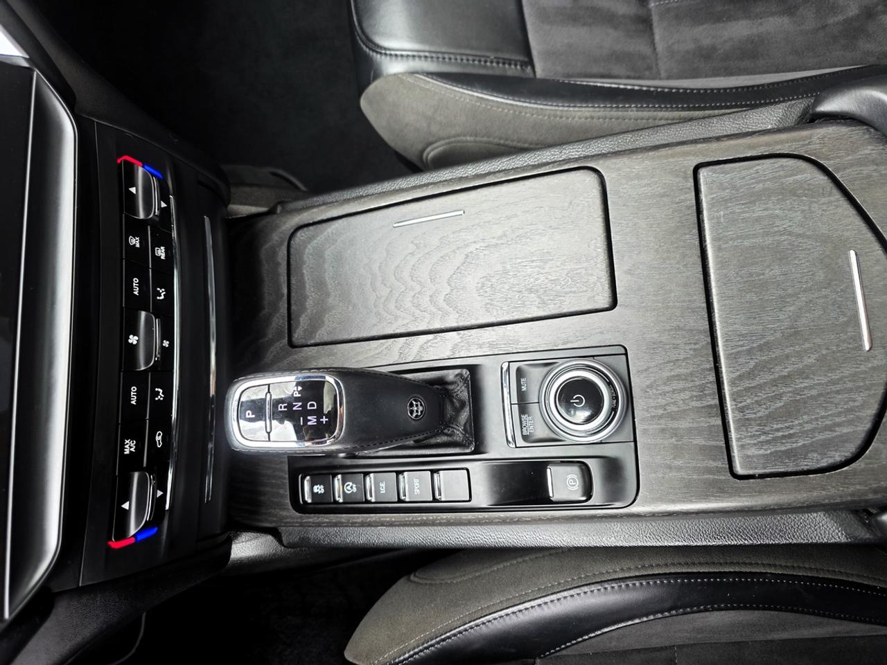 2022 Maserati Ghibli Modena Q4 Photo