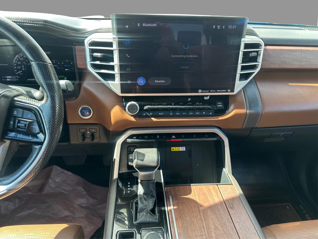 2022 Toyota Tundra 1794 Platinum Hybrid Photo