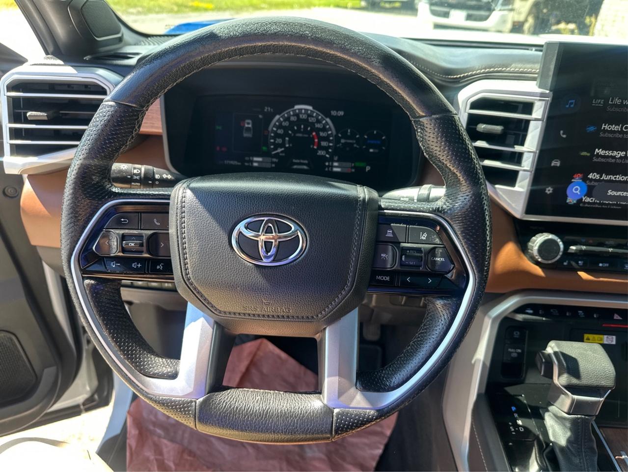 2022 Toyota Tundra 1794 Platinum Hybrid Photo