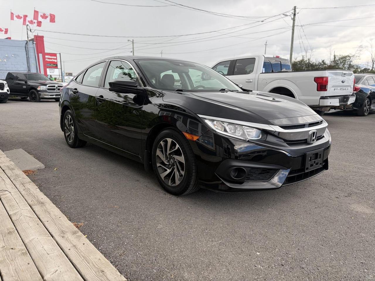 2017 Honda Civic EX (CVT) 4dr Sedan Photo