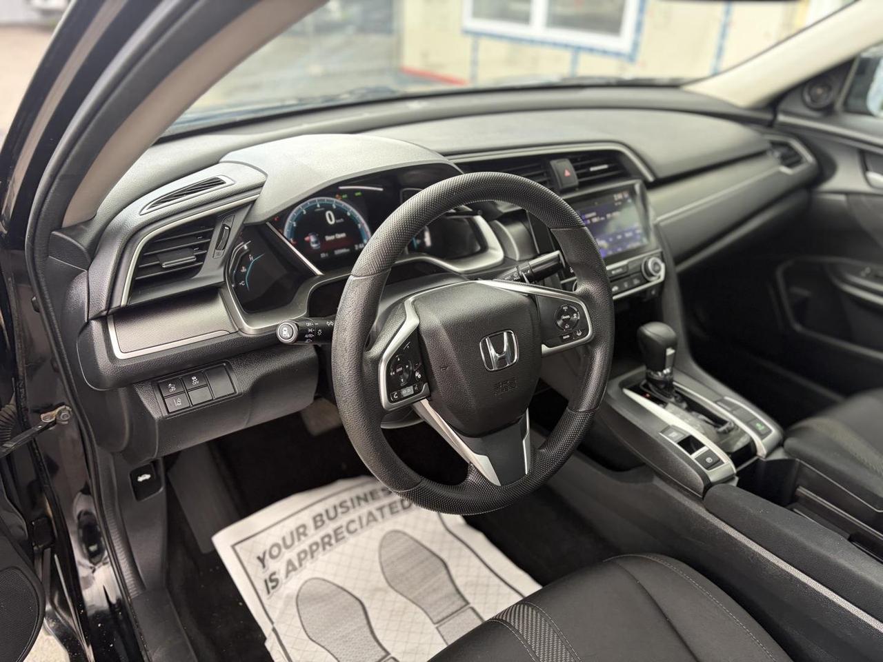 2017 Honda Civic EX (CVT) 4dr Sedan Photo