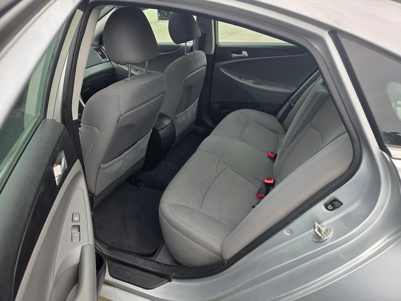 2012 Hyundai Sonata GLS Photo