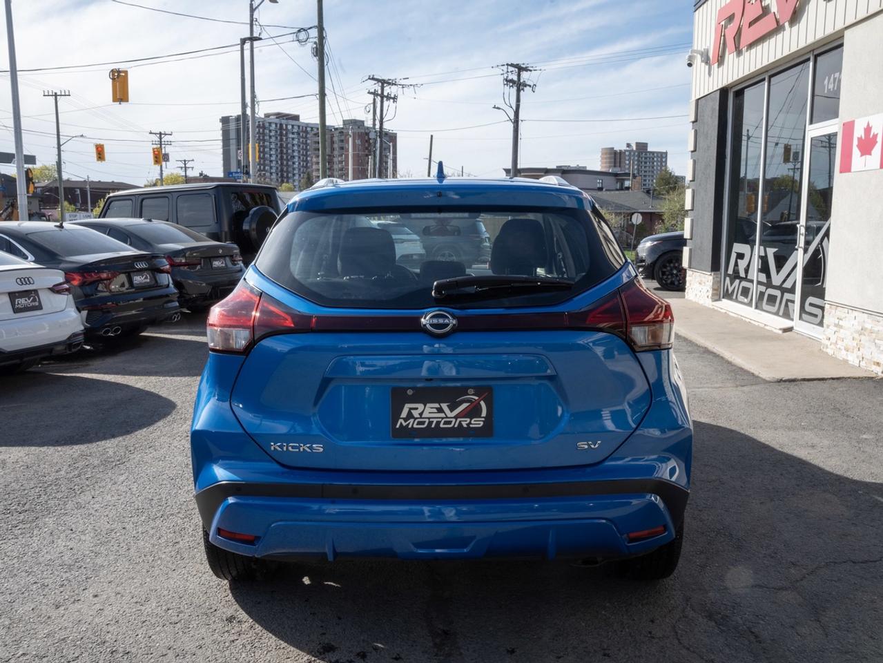 2023 Nissan Kicks SV Photo