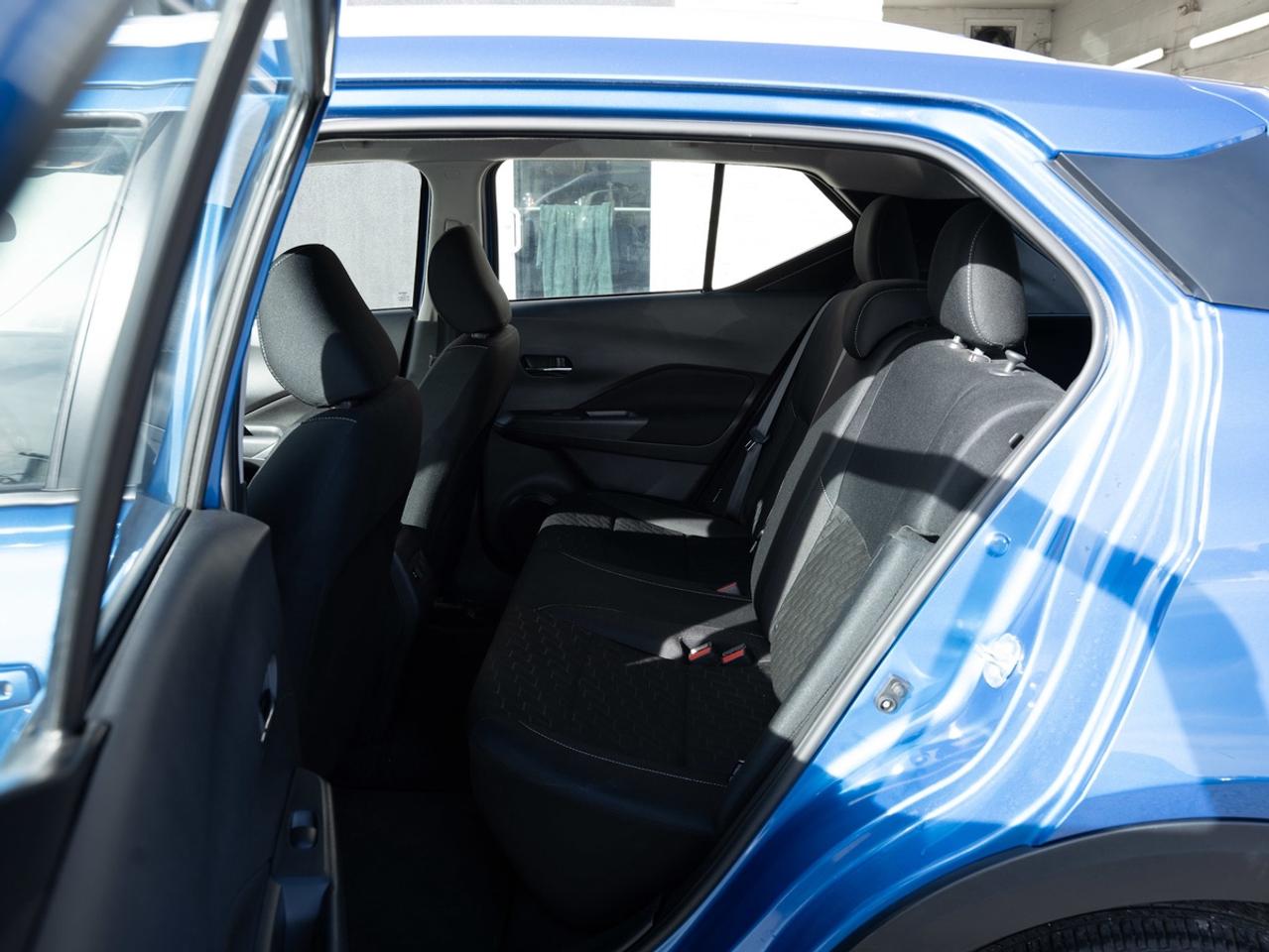 2023 Nissan Kicks SV Photo