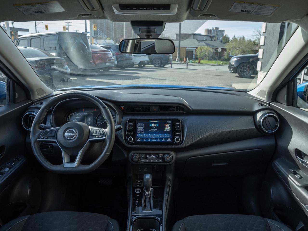 2023 Nissan Kicks SV Photo