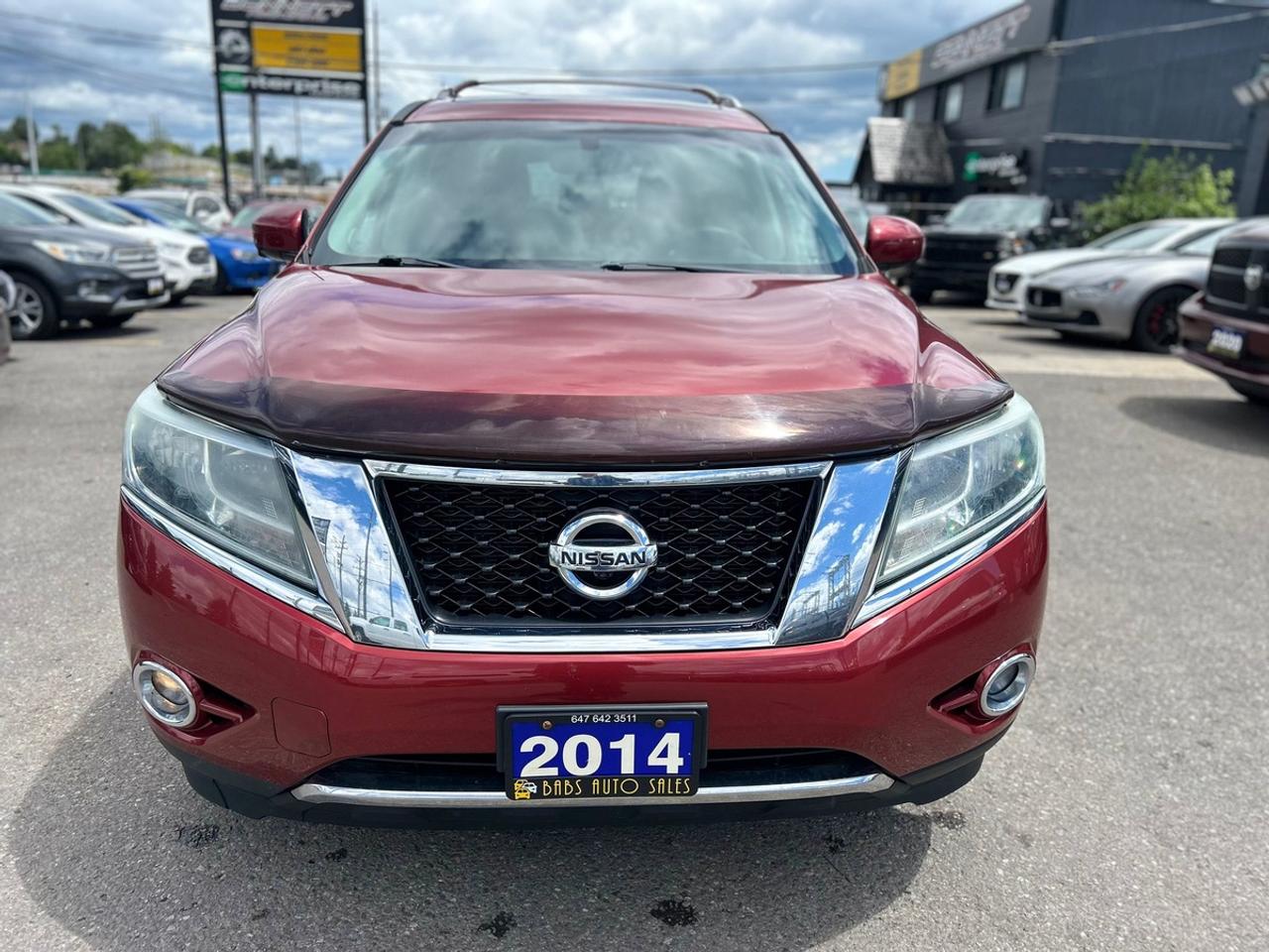 2014 Nissan Pathfinder Platinum Photo