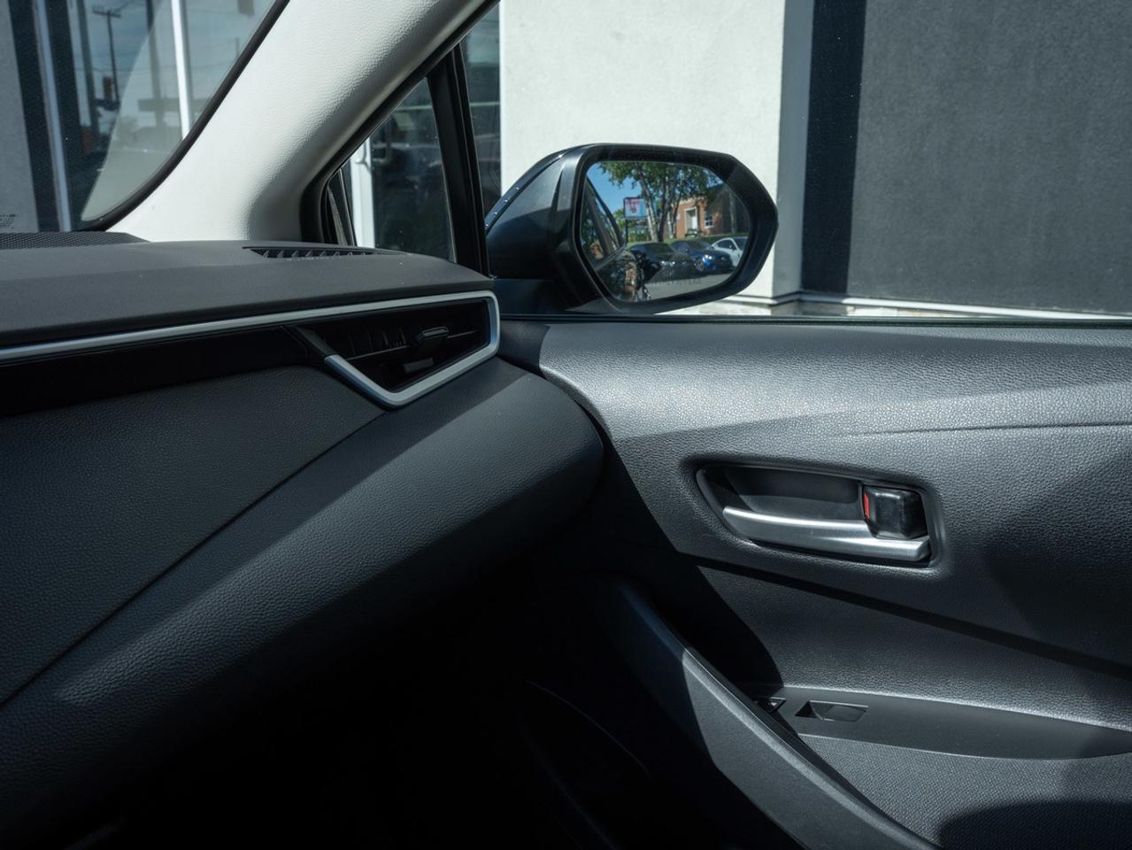 2021 Toyota Corolla LE | No Accidents | CarPlay Photo