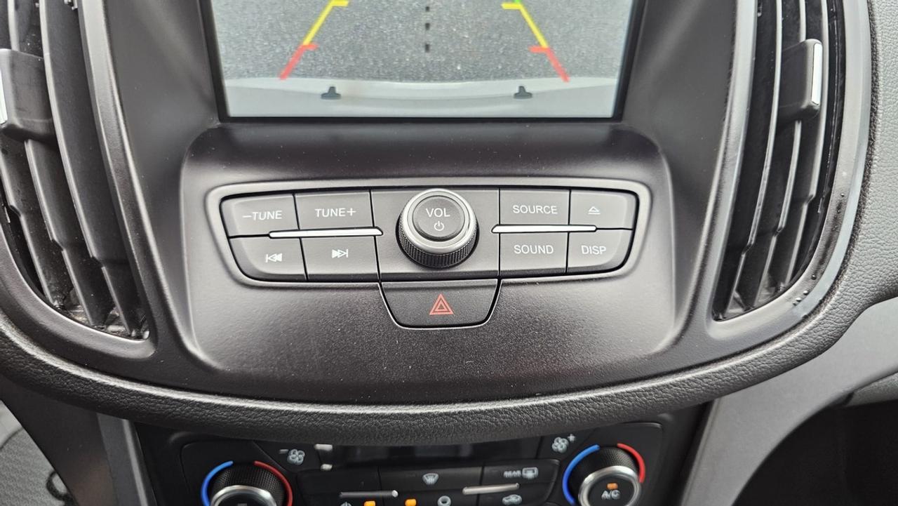 2017 Ford Escape 4WD 4dr SE Photo