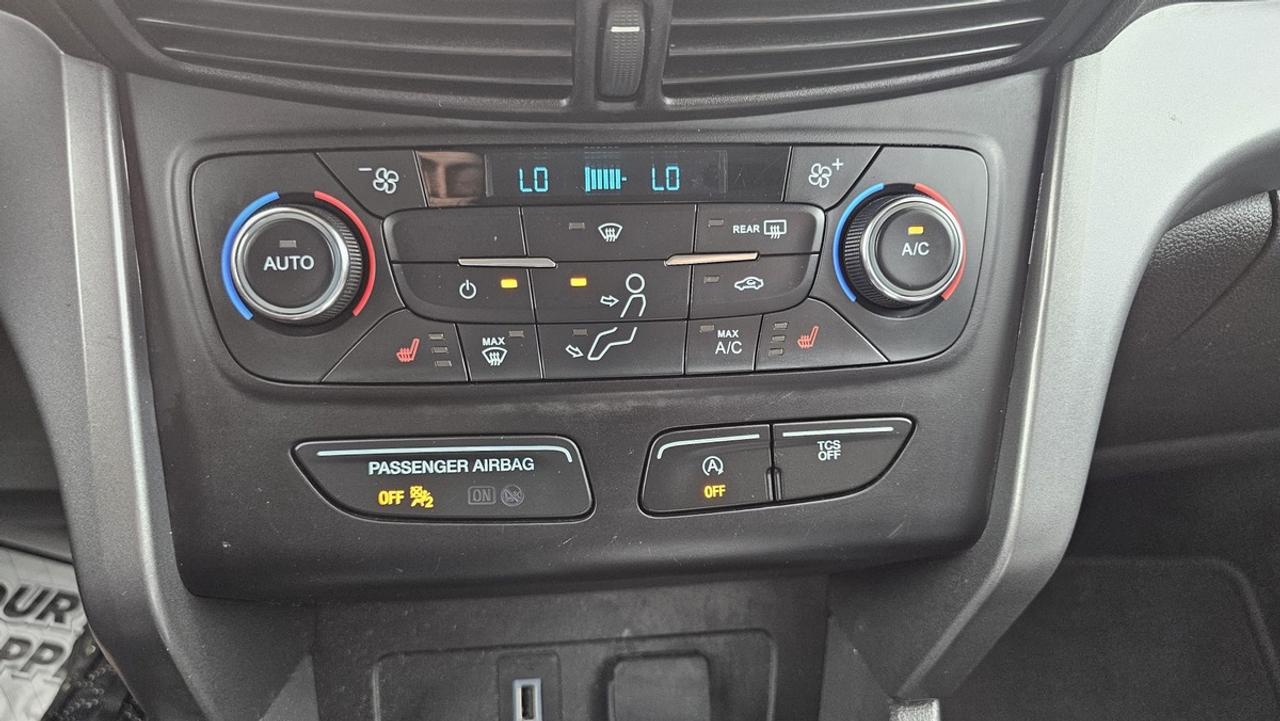 2017 Ford Escape 4WD 4dr SE Photo