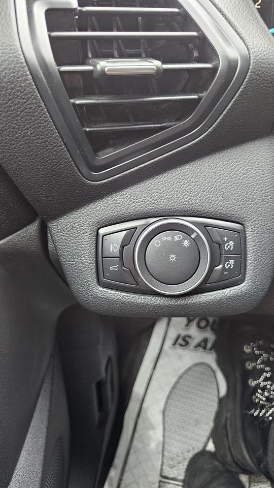 2017 Ford Escape 4WD 4dr SE Photo