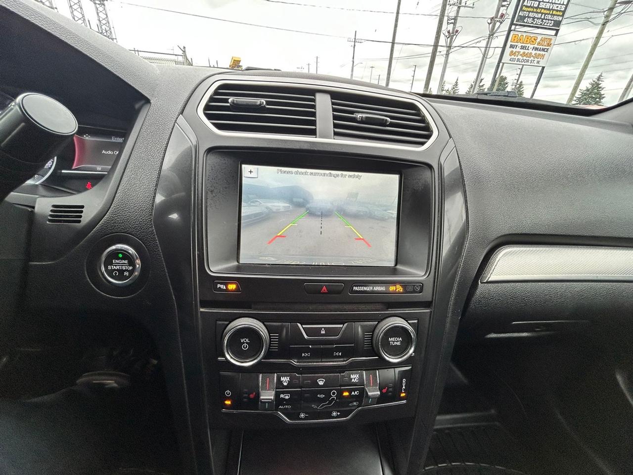 2018 Ford Explorer XLT Photo