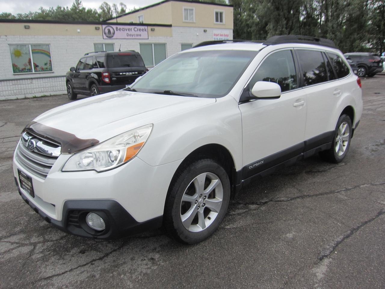 2013 Subaru Outback LIMITED Photo