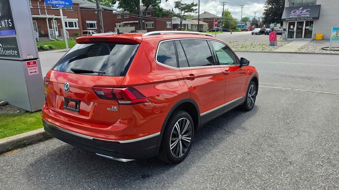 2018 Volkswagen Tiguan SEL Premium Photo3