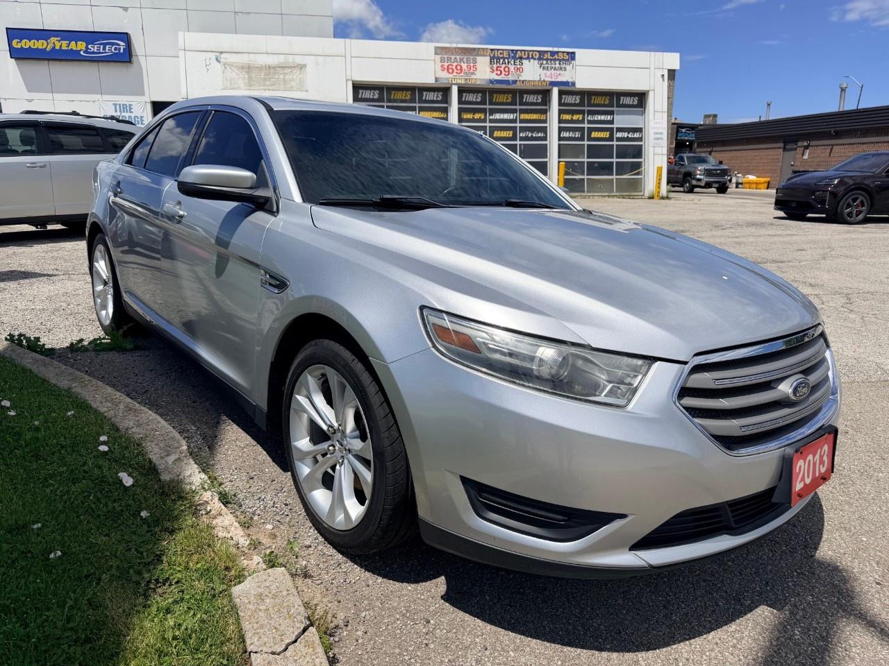 2013 Ford Taurus 4DR SDN SEL FWD Photo