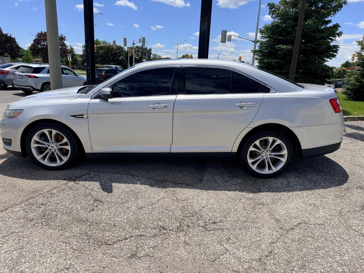 2013 Ford Taurus 4DR SDN SEL FWD Photo