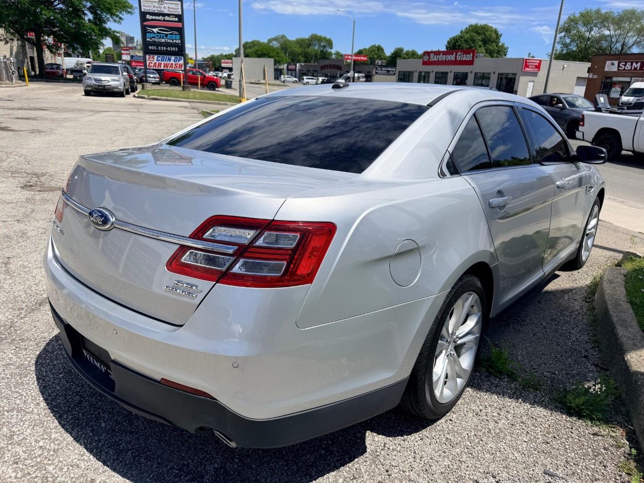 2013 Ford Taurus 4DR SDN SEL FWD Photo