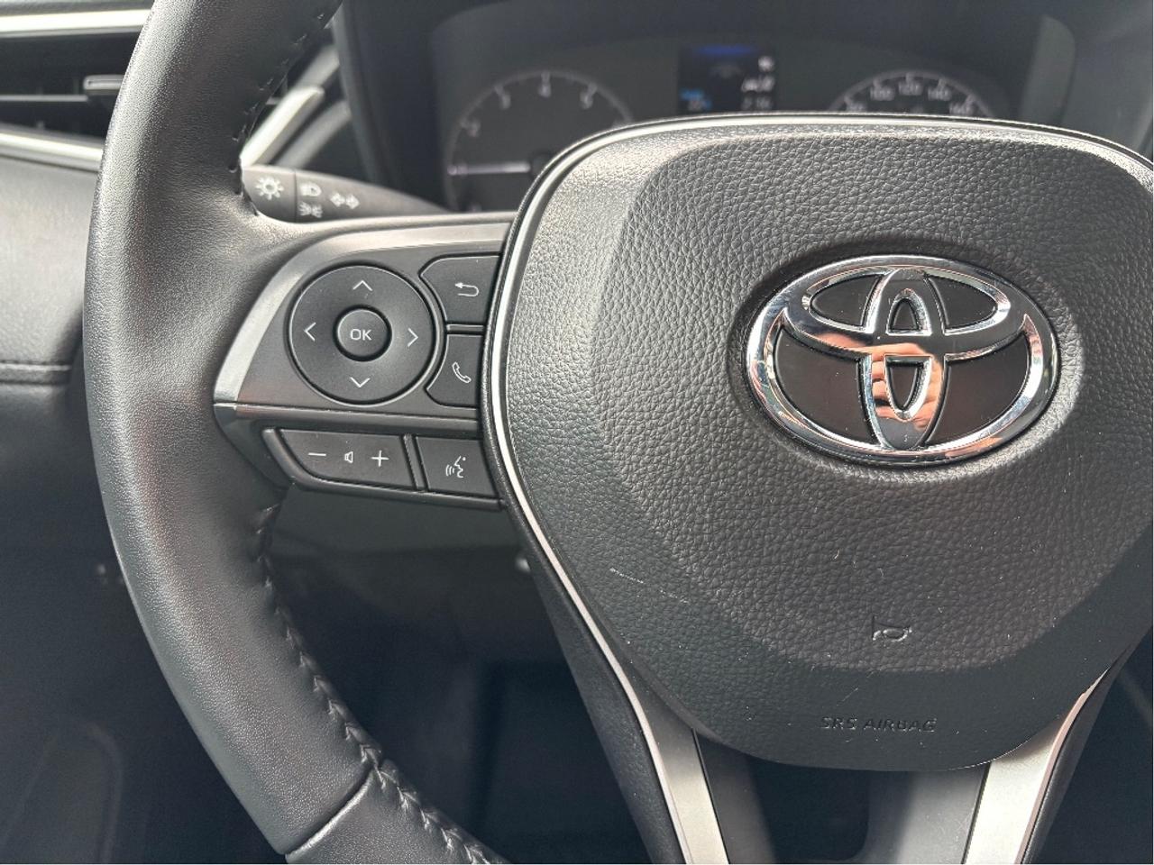 2025 Toyota Corolla Cross LE Photo