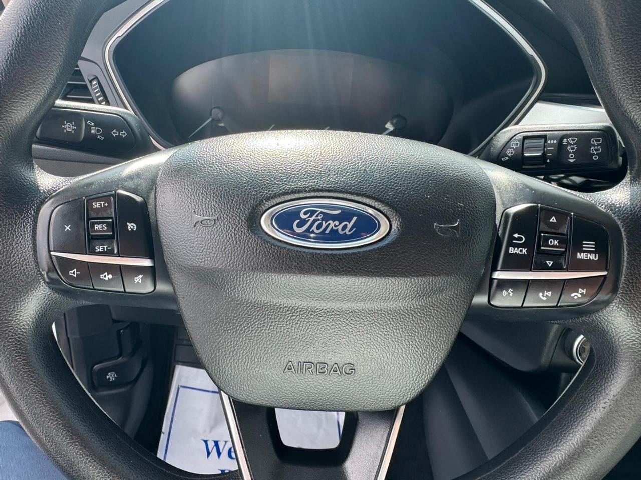 2020 Ford Escape SE Photo