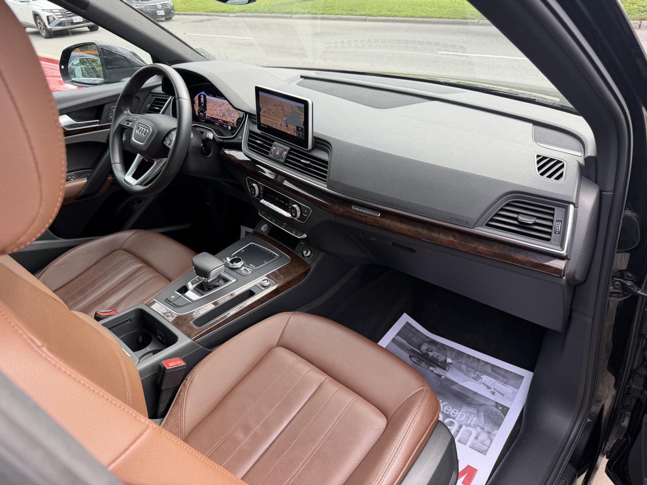 2020 Audi Q5 Technik Photo
