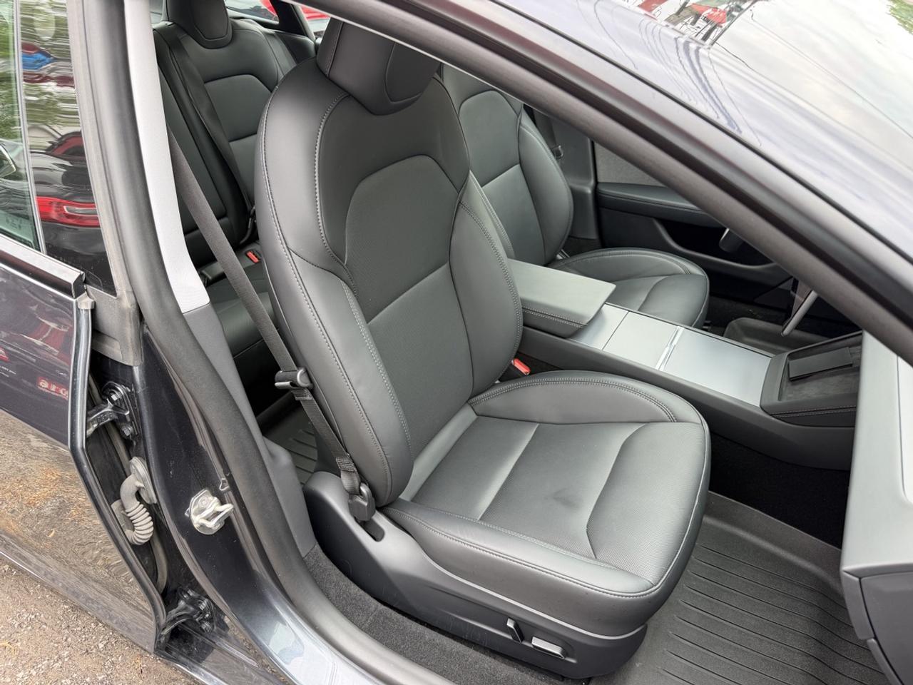 2024 Tesla Model 3 FULL SELF-DRIVE Photo