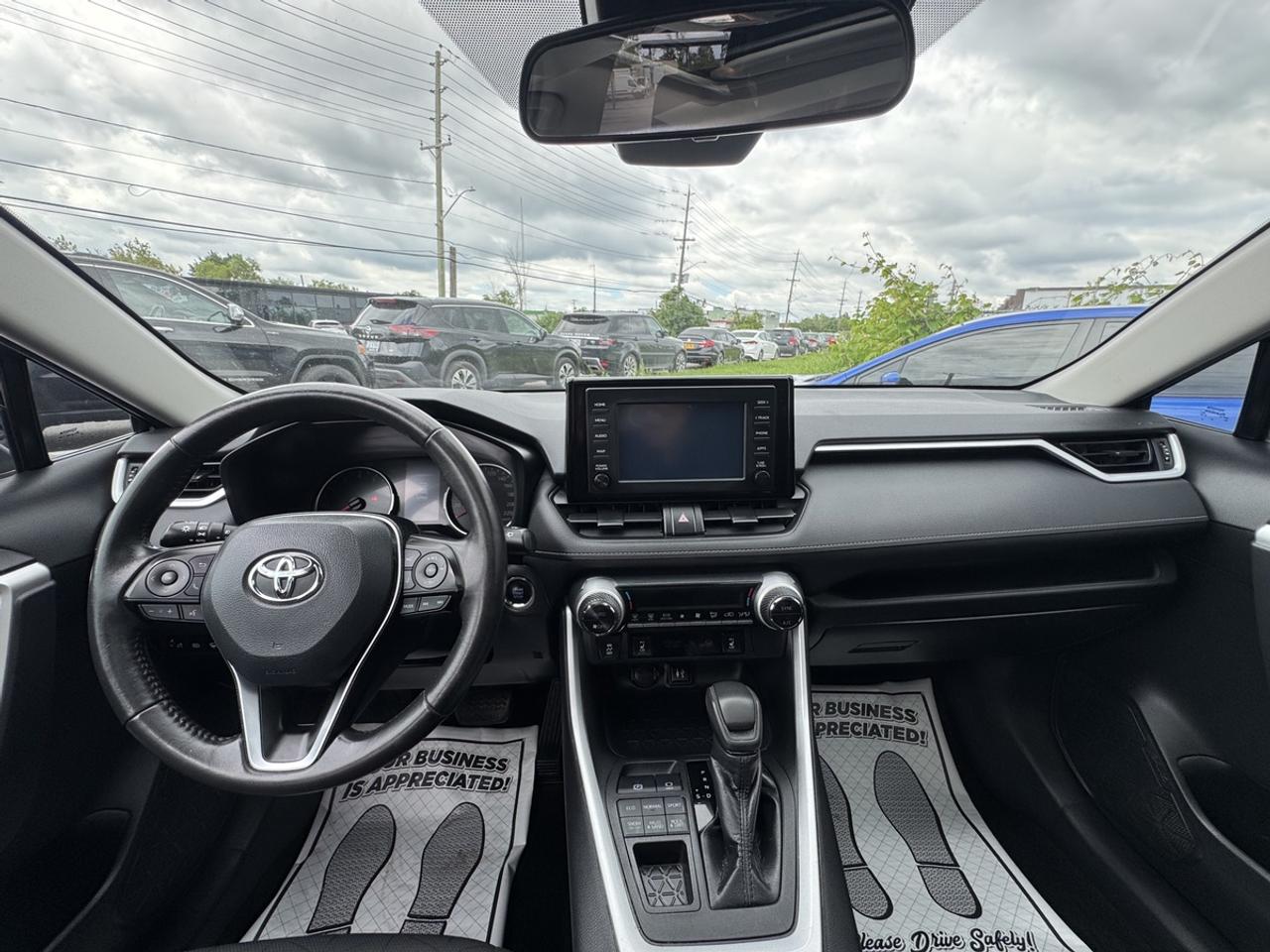 2019 Toyota RAV4 XLE Photo