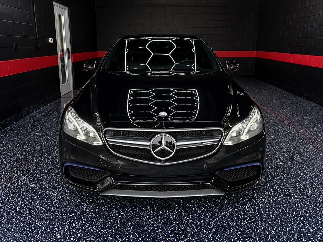 2015 Mercedes-Benz E-Class E63 AMG Photo