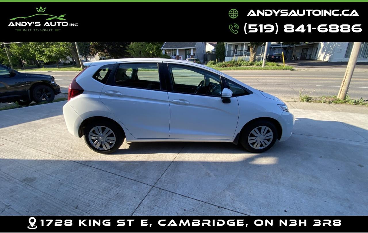 2016 Honda FIT LX ! ONE OWNER ! NO ACCIDENTS ! LOW KMS ! AUTO LX Photo