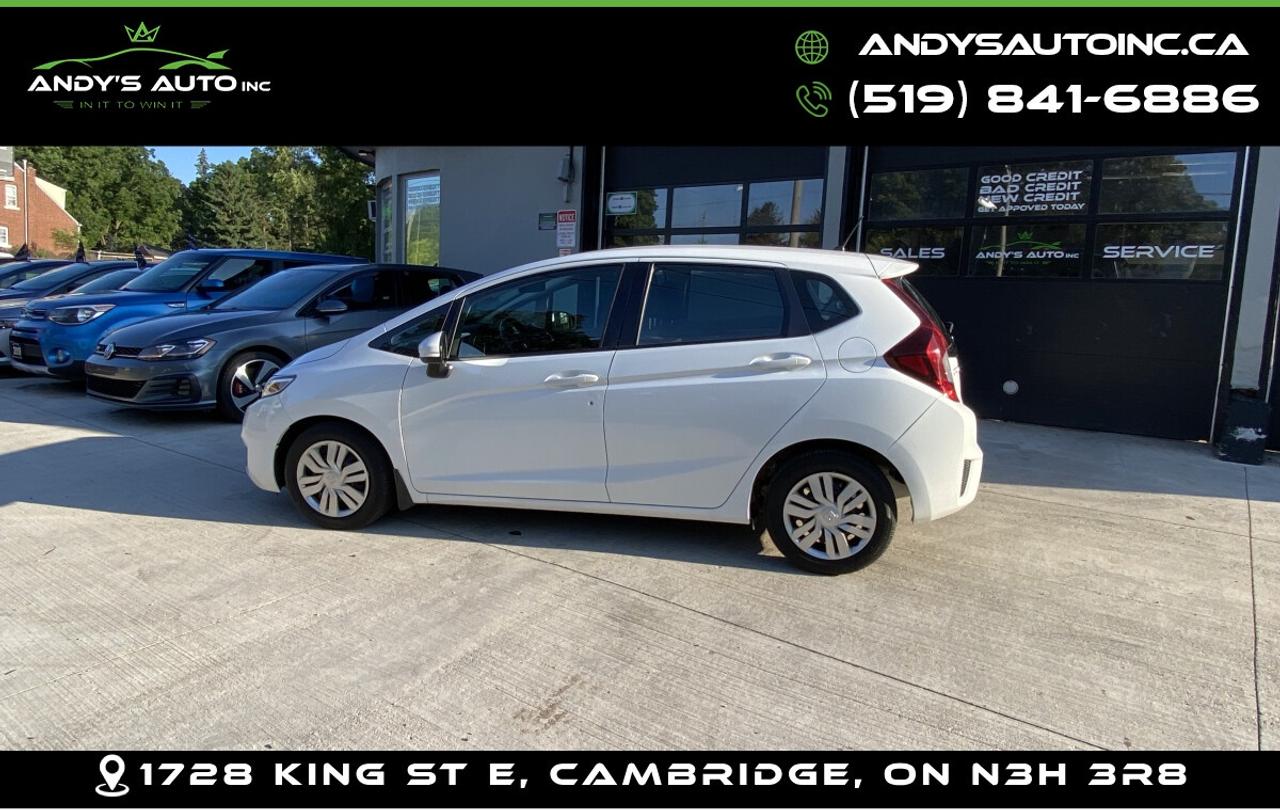 2016 Honda FIT LX ! ONE OWNER ! NO ACCIDENTS ! LOW KMS ! AUTO LX Photo