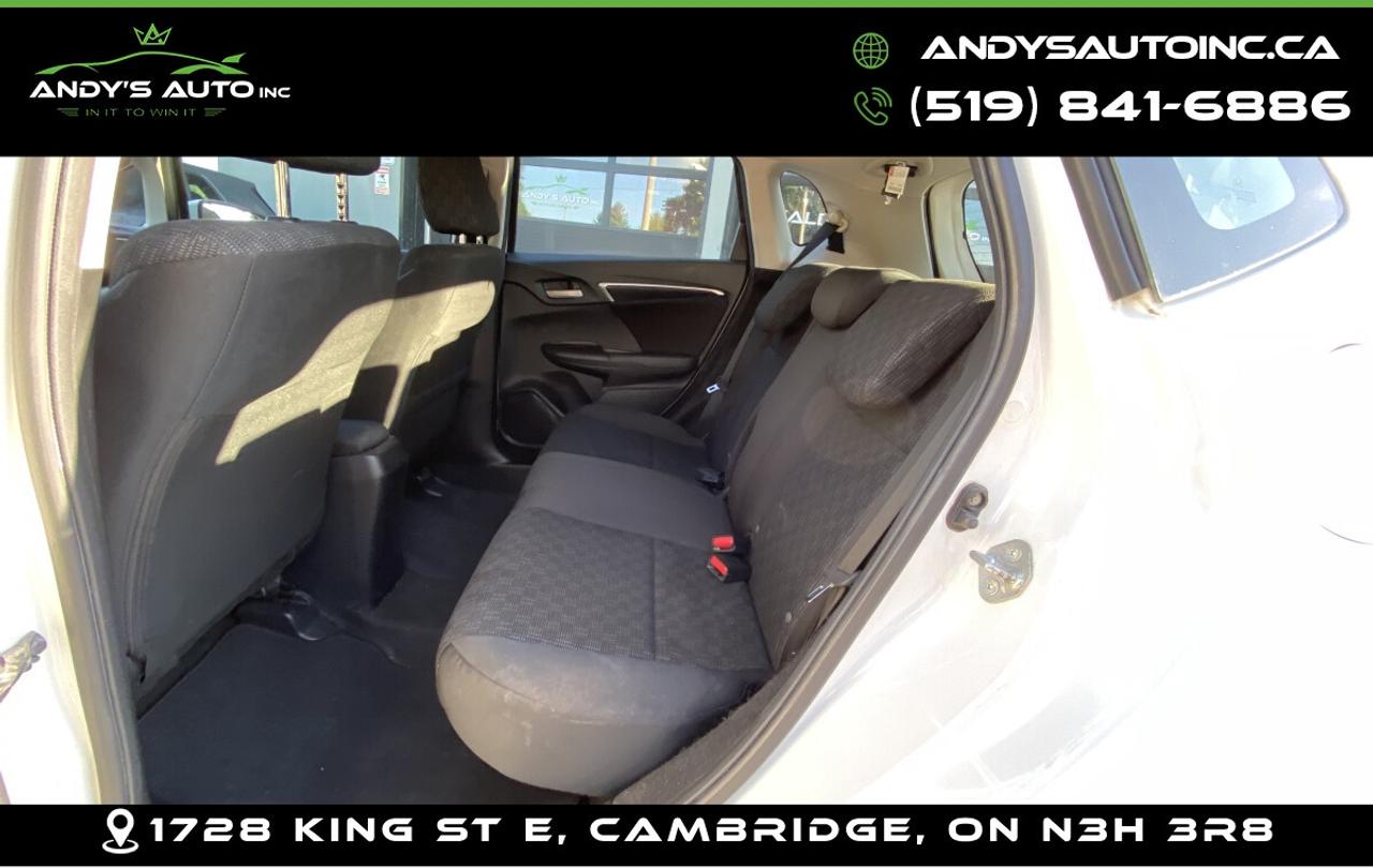 2016 Honda FIT LX ! ONE OWNER ! NO ACCIDENTS ! LOW KMS ! AUTO LX Photo