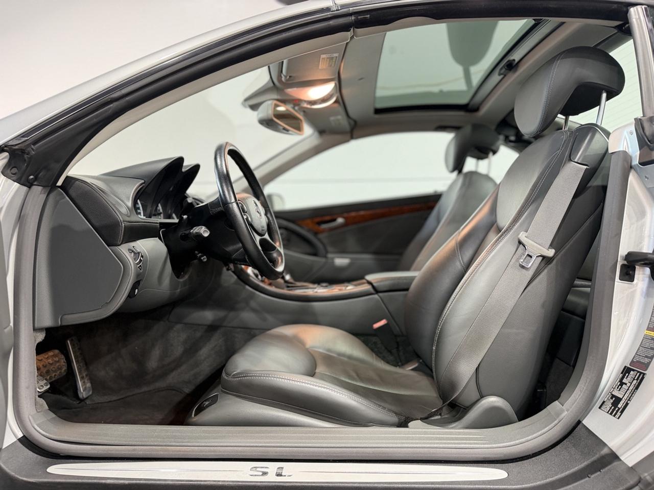 2005 Mercedes-Benz SL-Class SL500 Photo