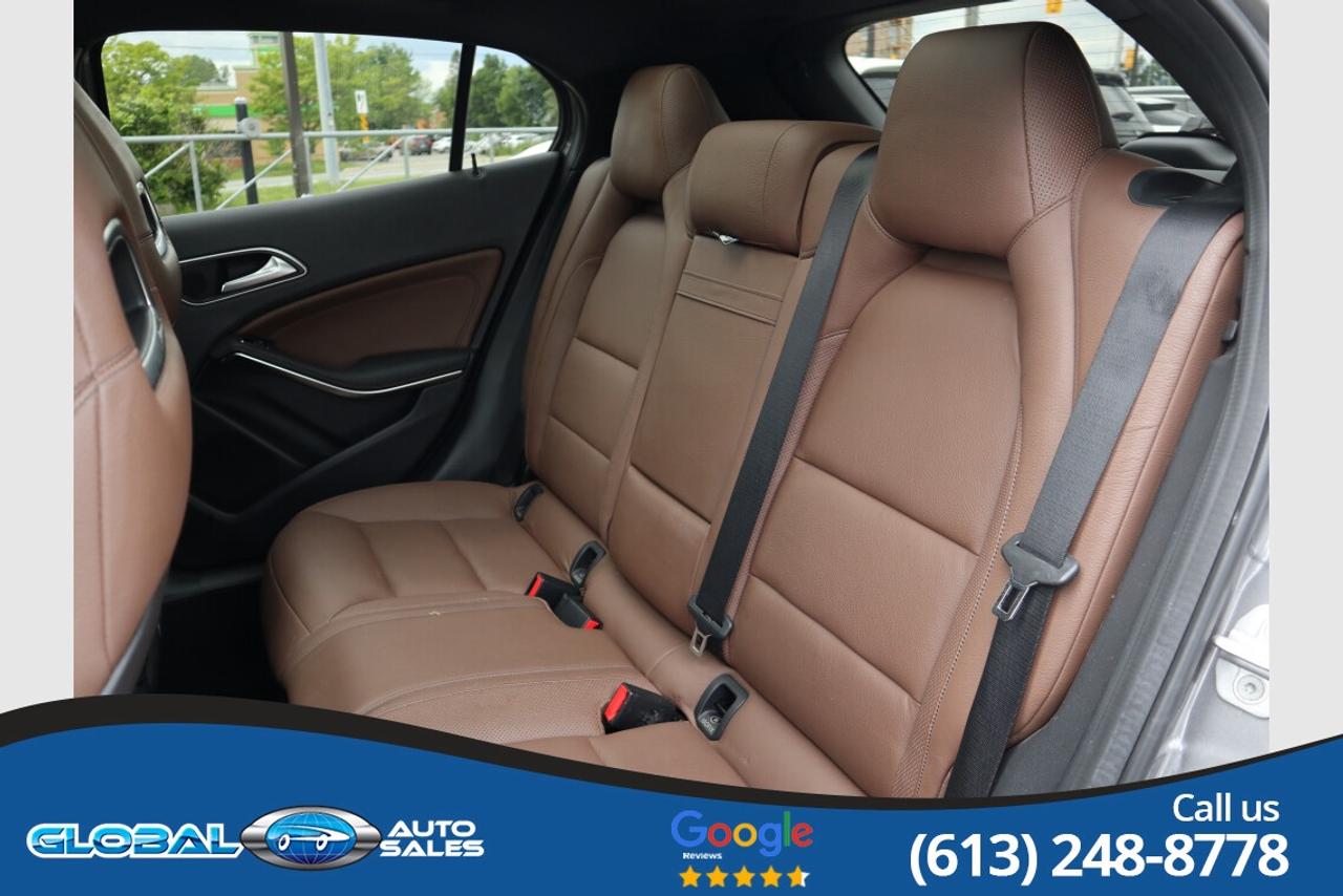 2015 Mercedes-Benz GLA-Class GLA250 4MATIC Photo