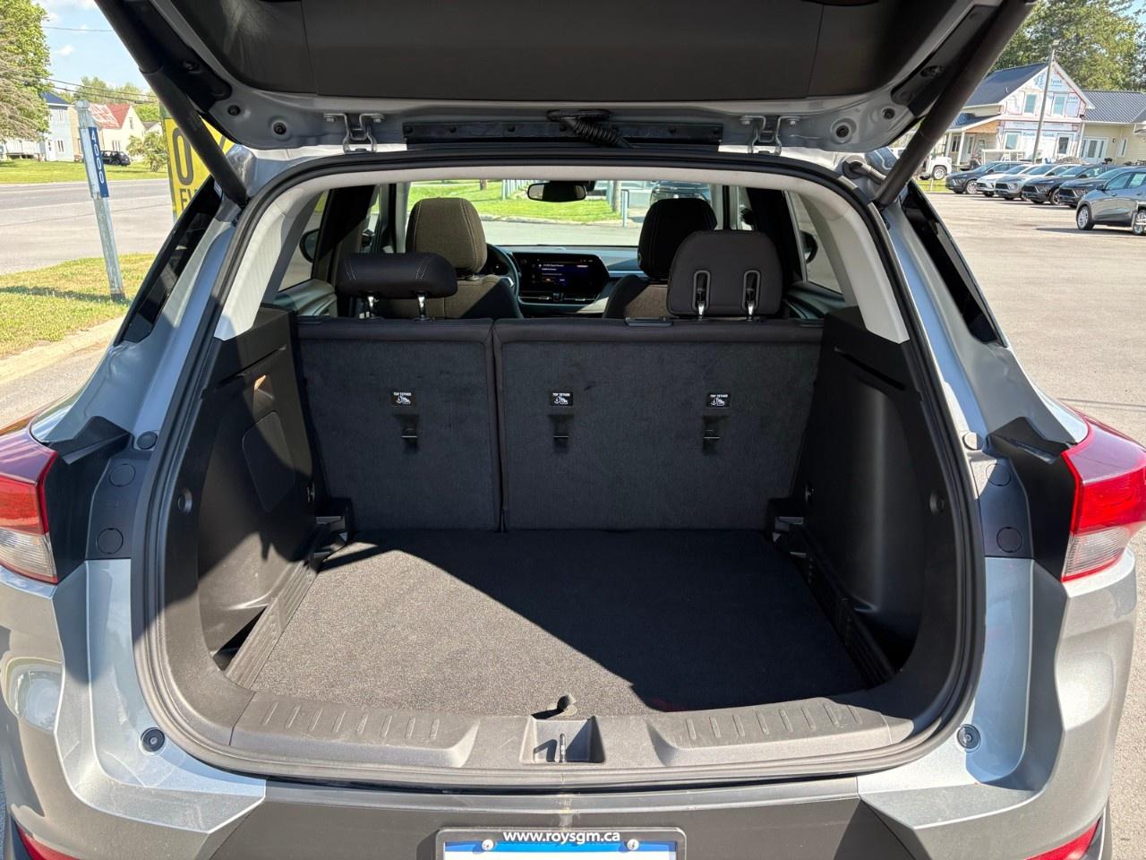 2024 Chevrolet TrailBlazer AWD 4dr LT Photo