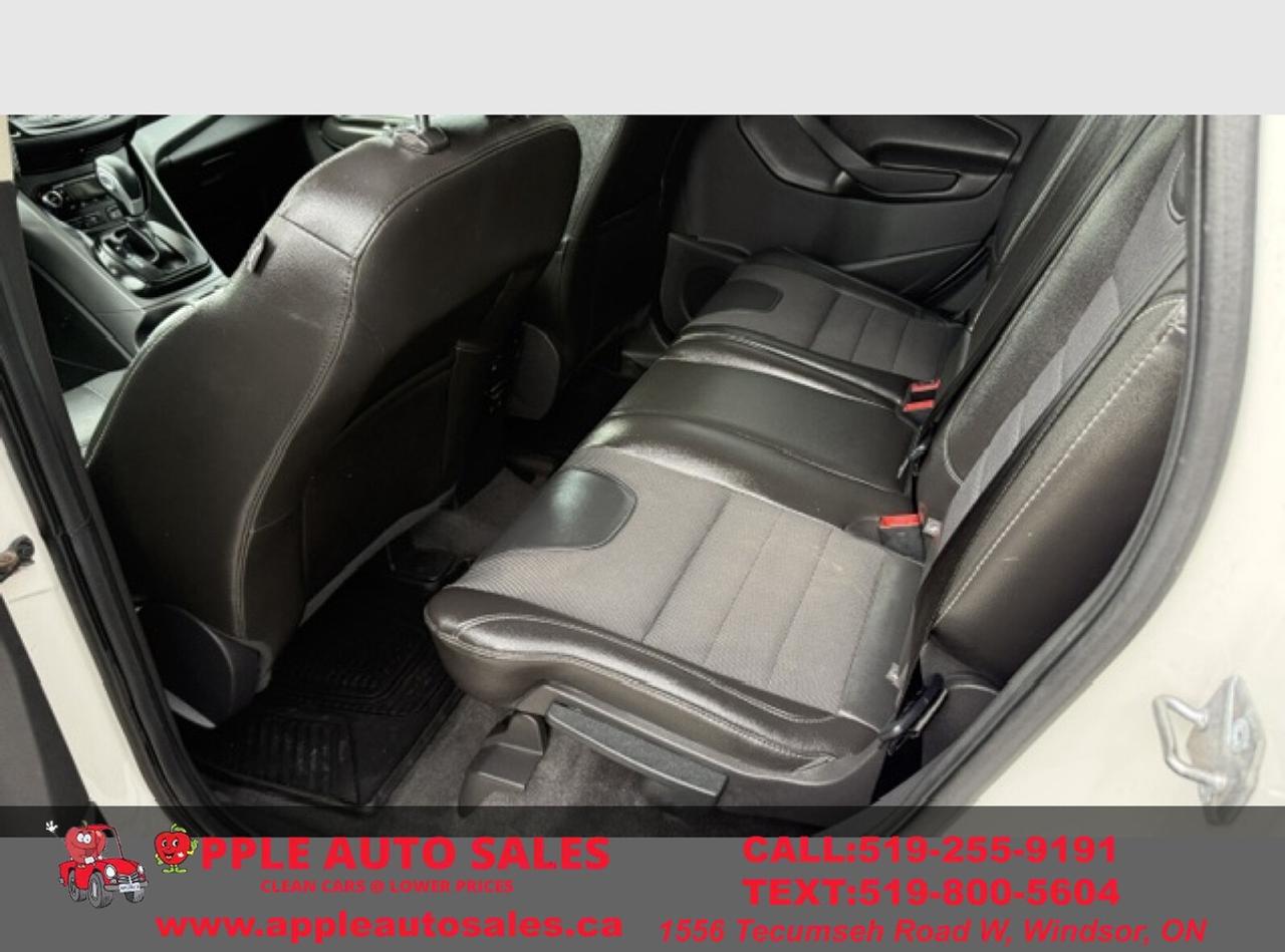 2014 Ford Escape SE Photo