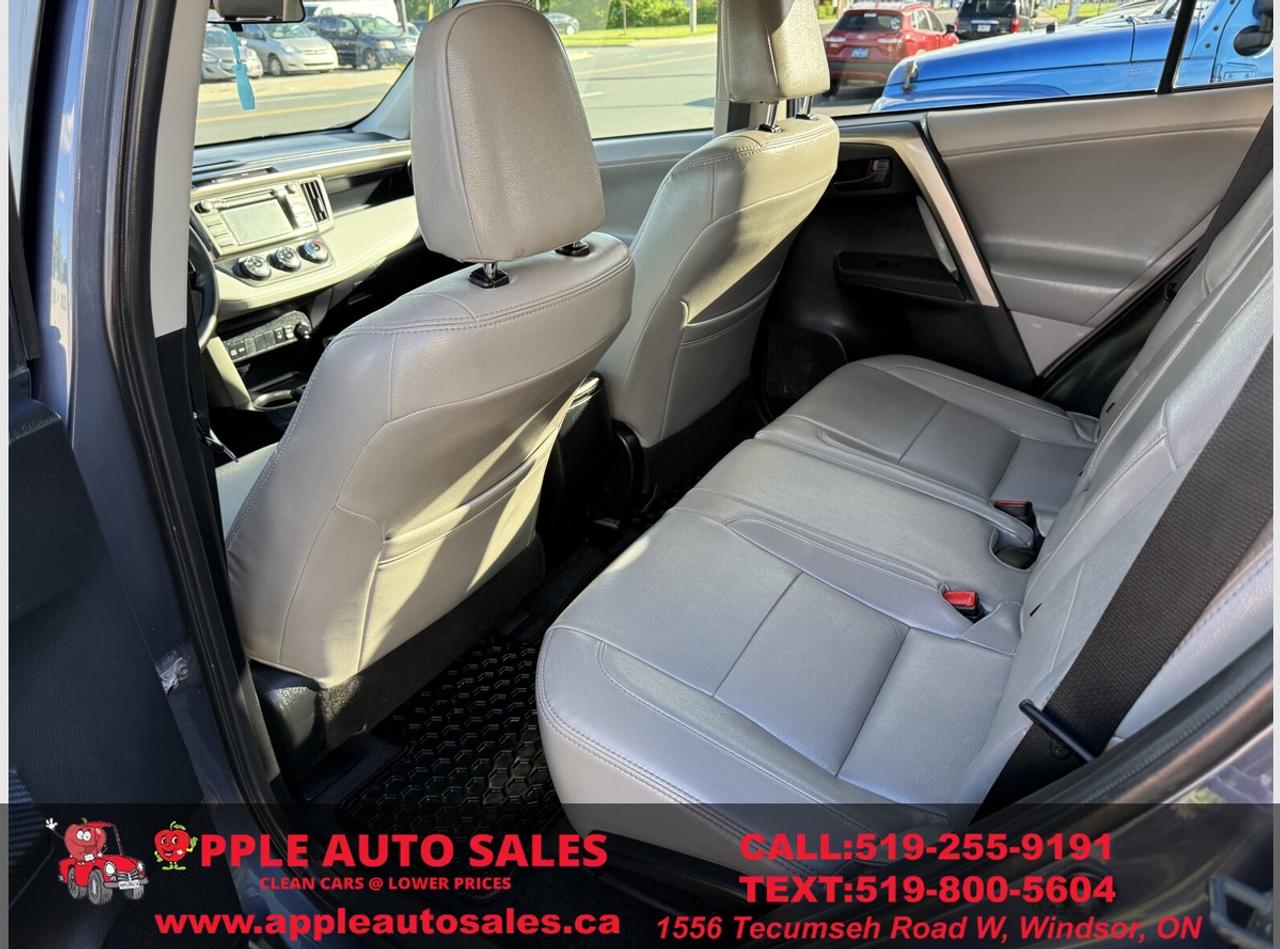 2013 Toyota RAV4 LE Photo